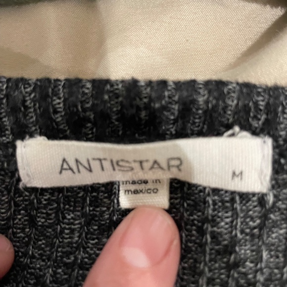 Long sleeve - Picture 3 of 3